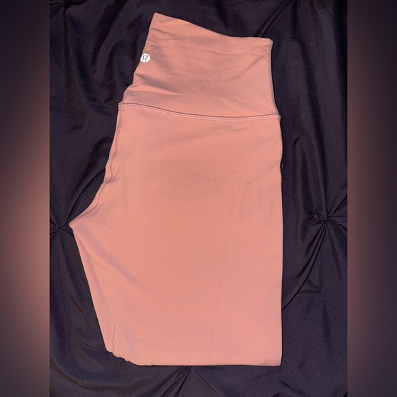 Lululemon Align 21” crop leggings - Picture 3 of 4